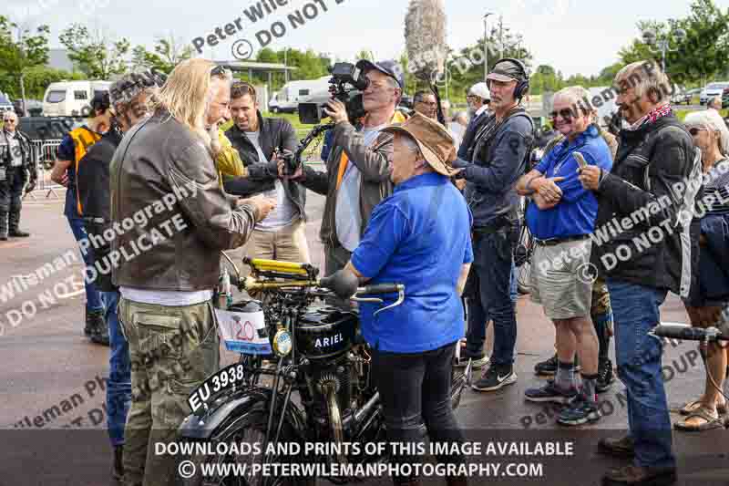 Vintage motorcycle club;eventdigitalimages;no limits trackdays;peter wileman photography;vintage motocycles;vmcc banbury run photographs